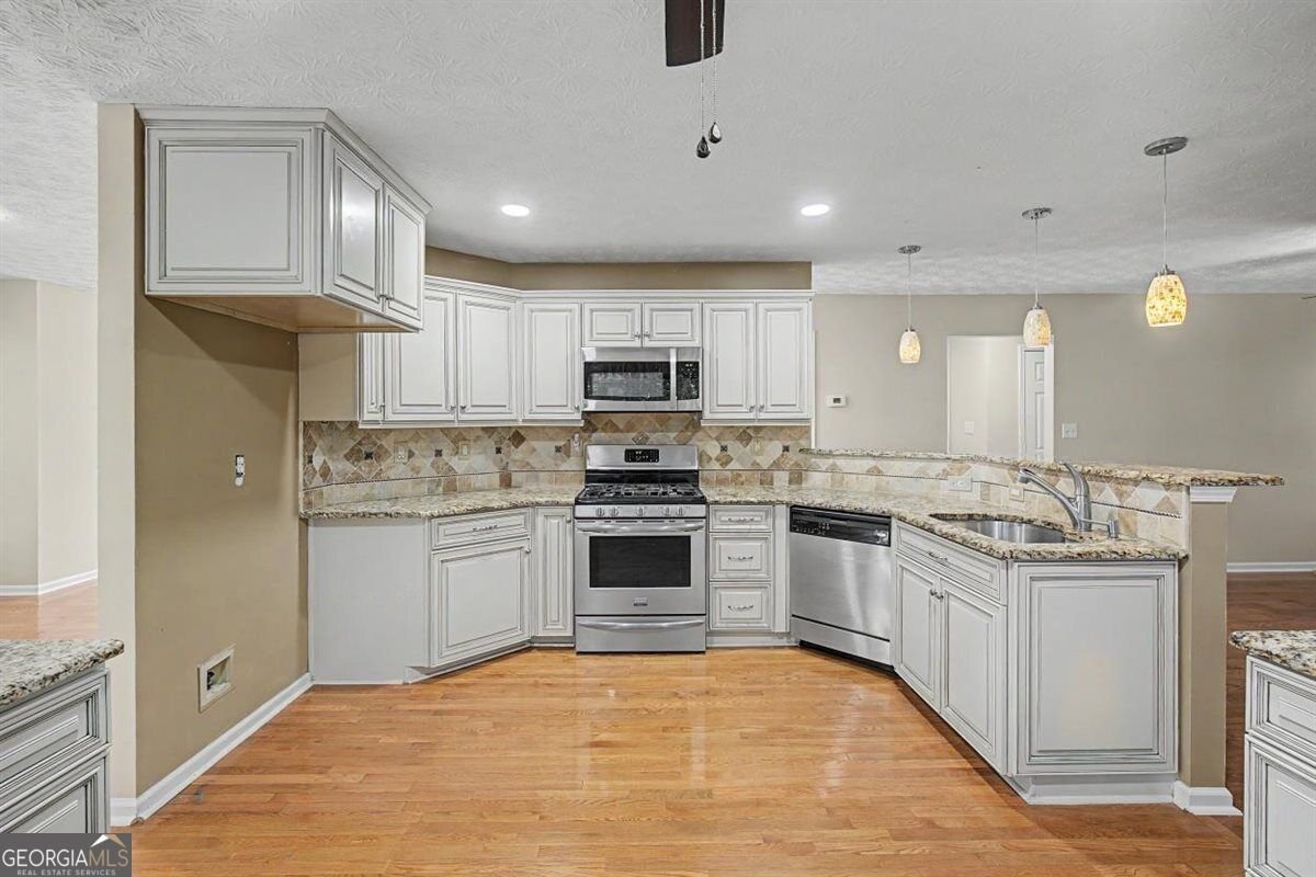 1011 Braelin Court Woodstock - Photo 17