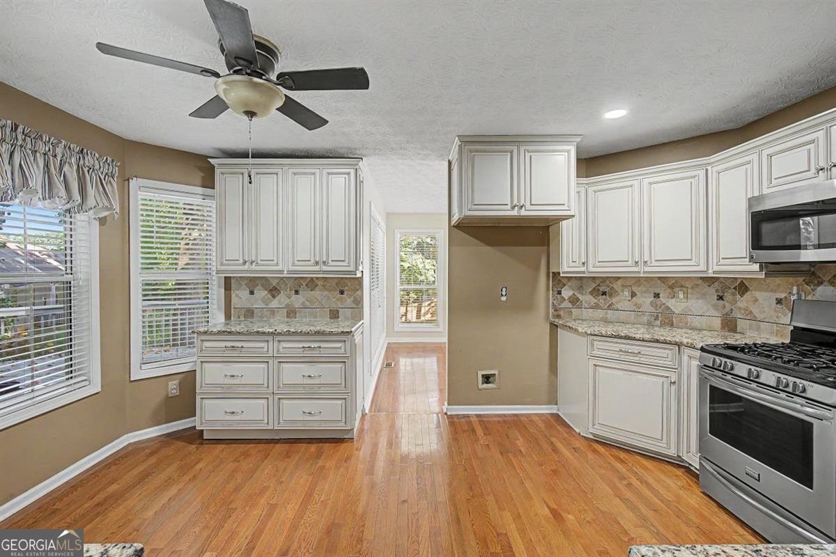 1011 Braelin Court Woodstock - Photo 18