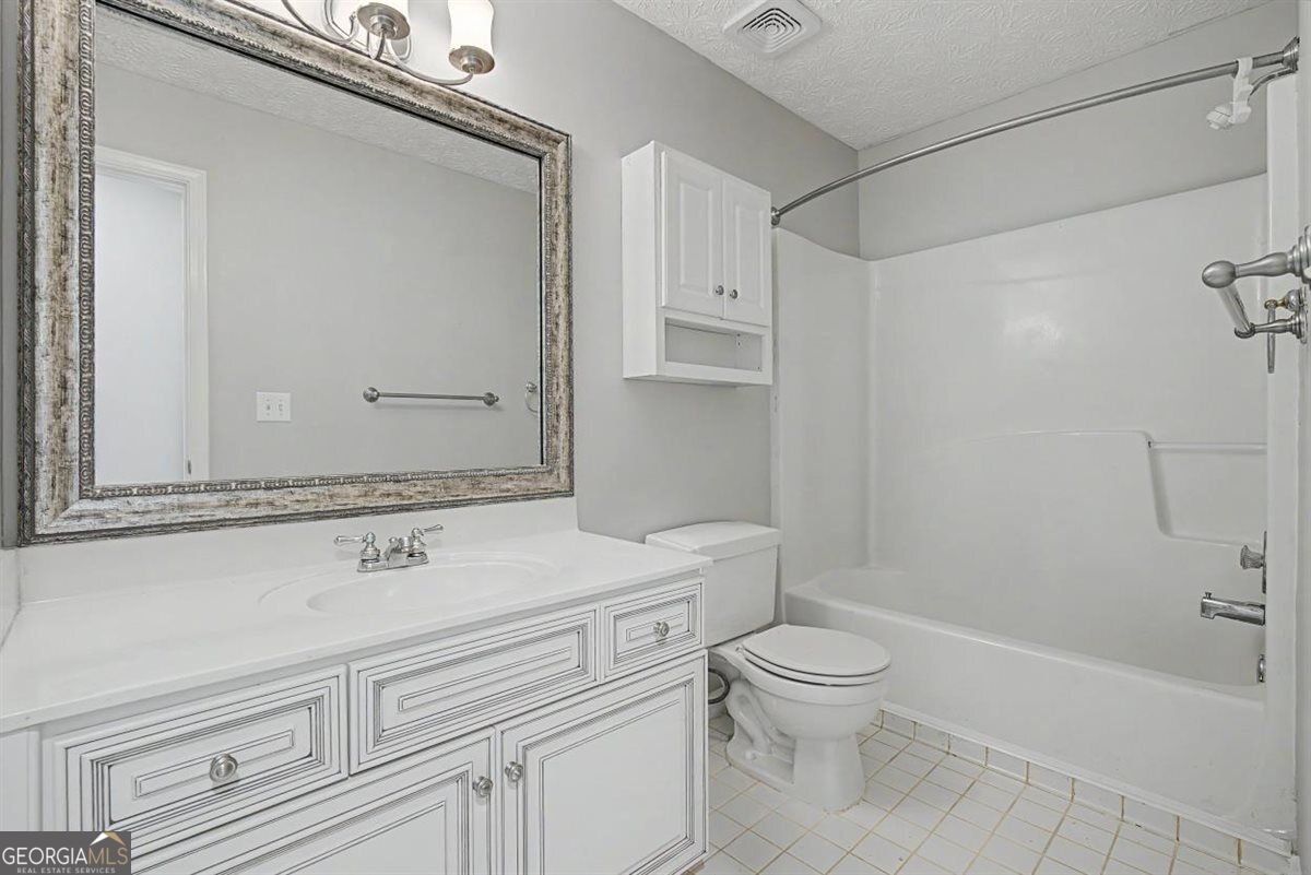 1011 Braelin Court Woodstock - Photo 35