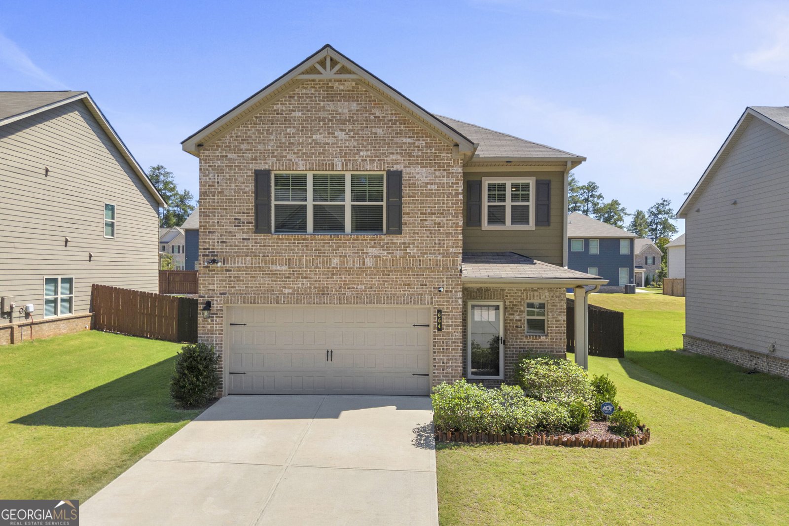 664 Lakehaven Lane Loganville - main photo