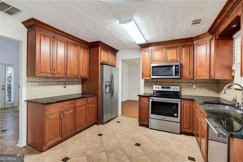5212 Pine Branch Circle Sugar Hill - Photo 11