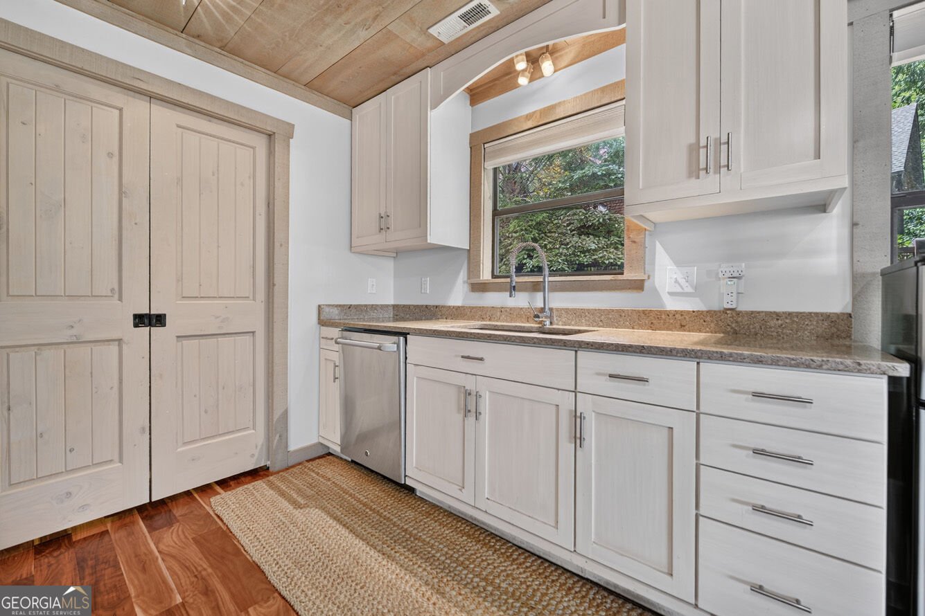 209 Marina Drive Blue Ridge - Photo 37