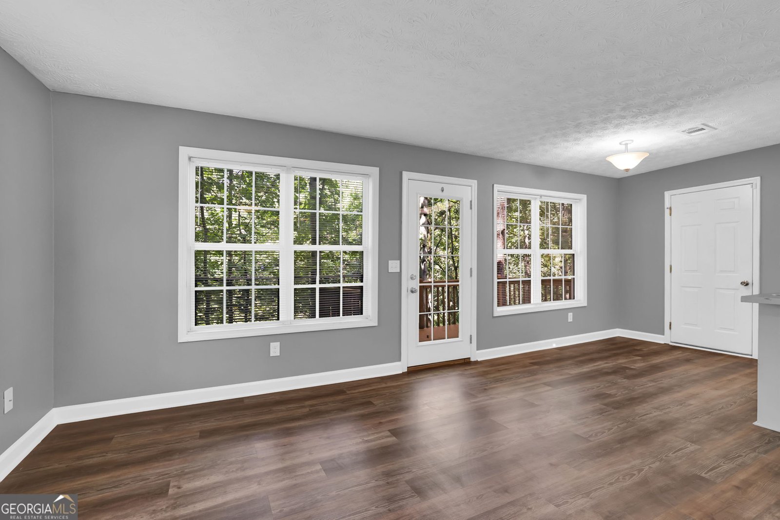 1081 Whispering Woods Drive Canton - Photo 10