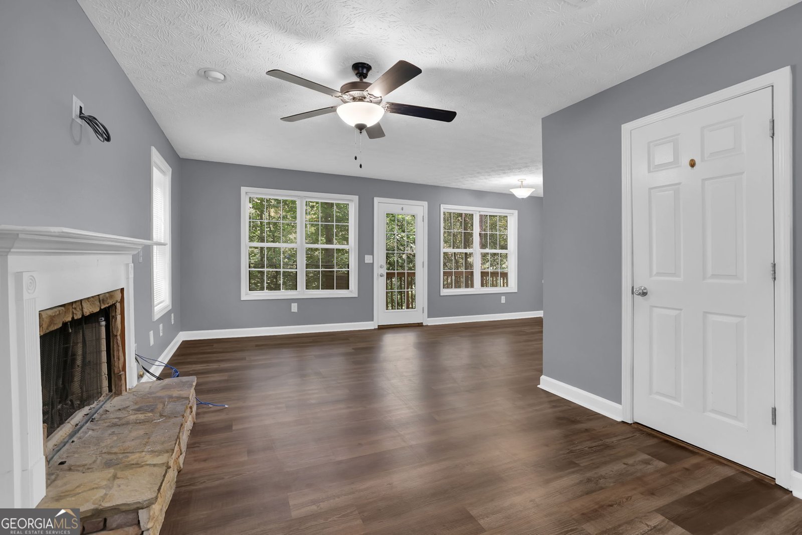 1081 Whispering Woods Drive Canton - Photo 9