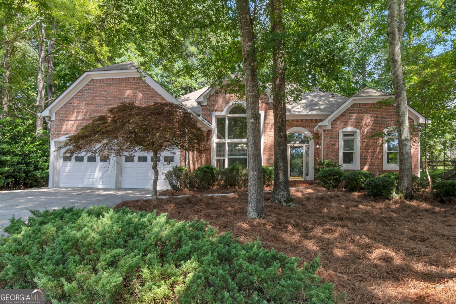 122 Bent Creek Drive Woodstock - main photo