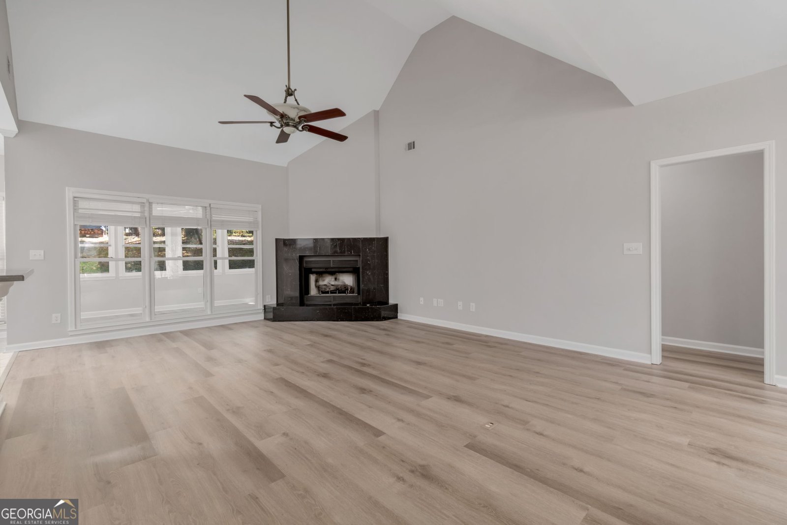 122 Bent Creek Drive Woodstock - Photo 6
