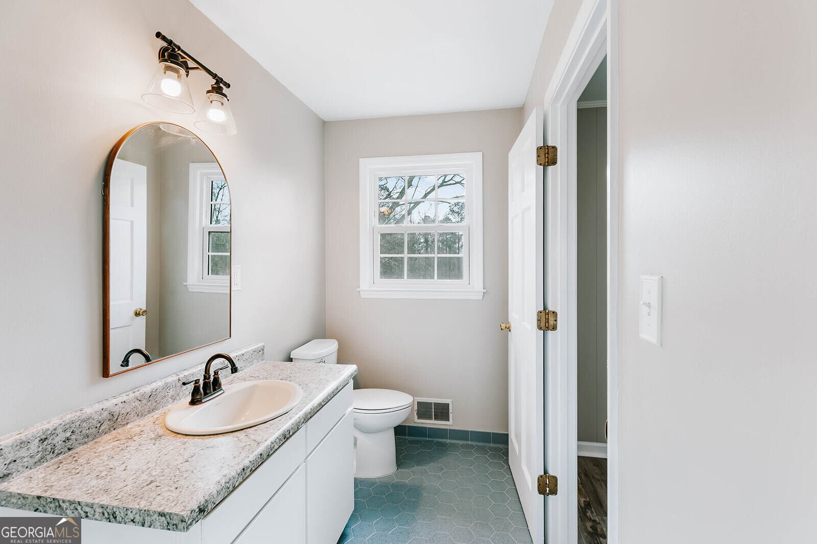 674 Yancey Road Arnoldsville - Photo 12
