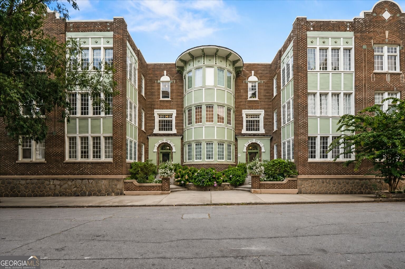 635 Myrtle Street Atlanta - main photo