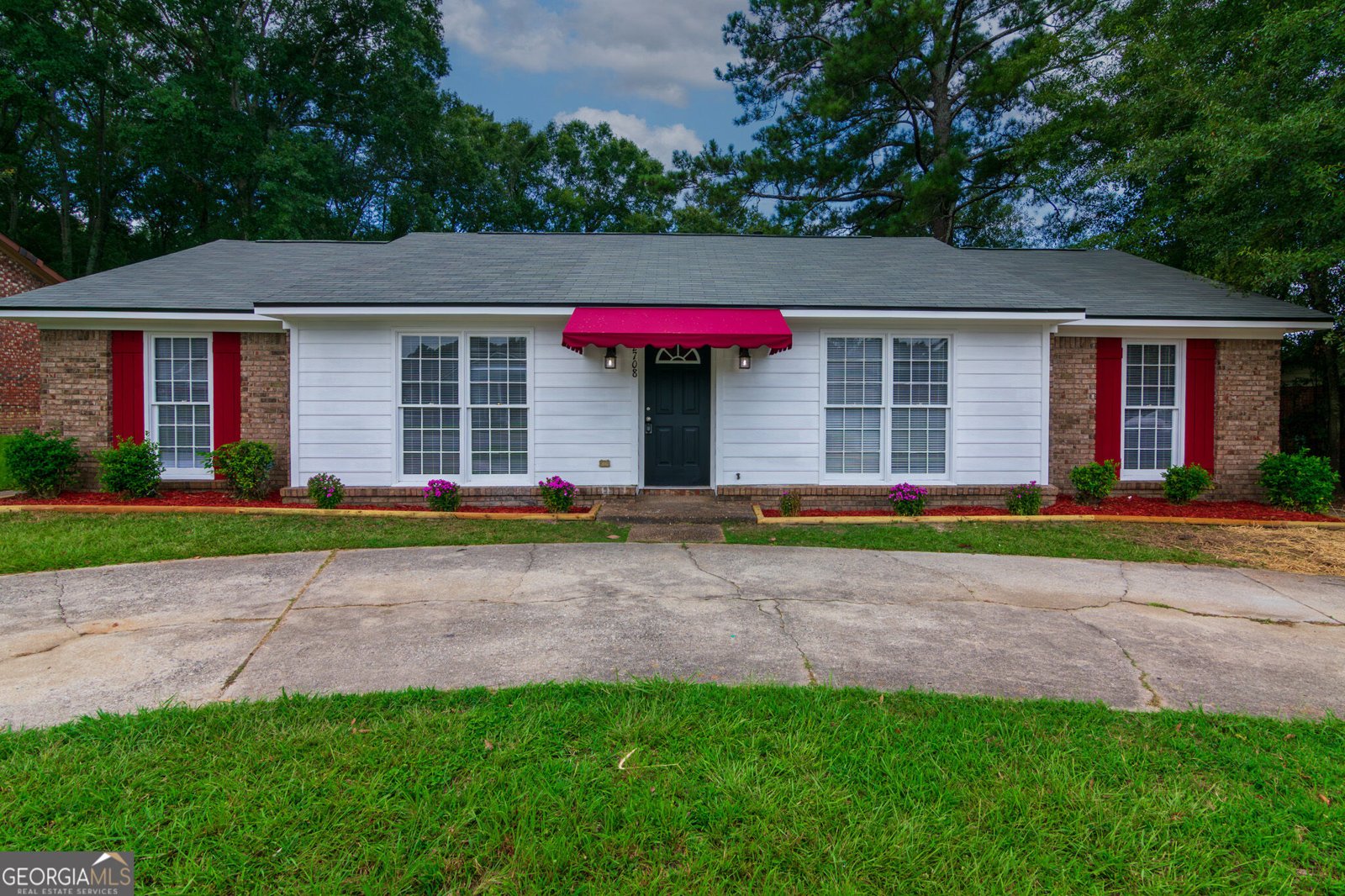 2708 Skylake Drive Columbus - main photo