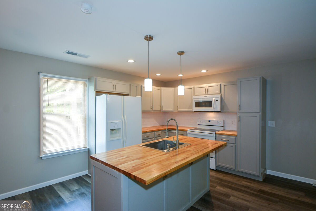 3426 Clarks Bridge Road Gainesville - Photo 21