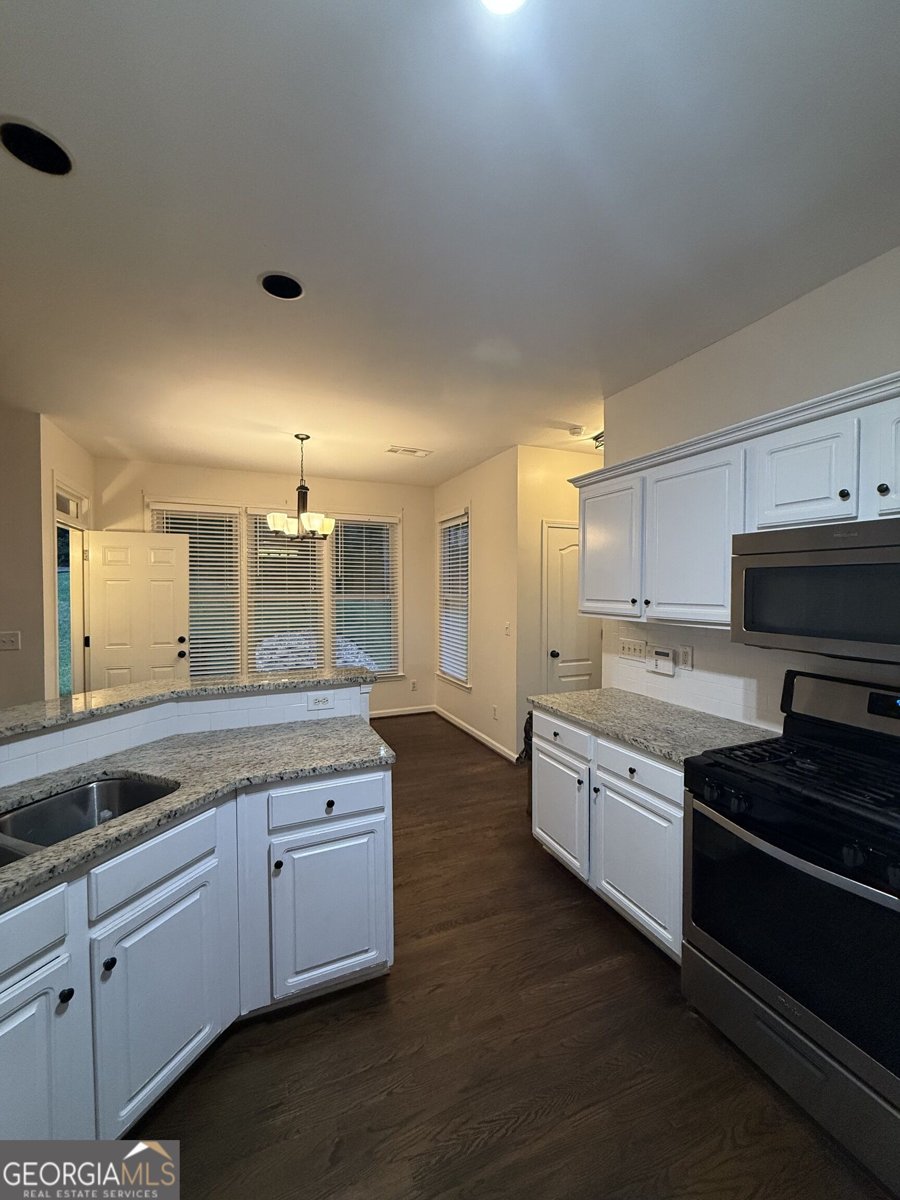 6782 Poplar Grove Way Stone Mountain - Photo 11