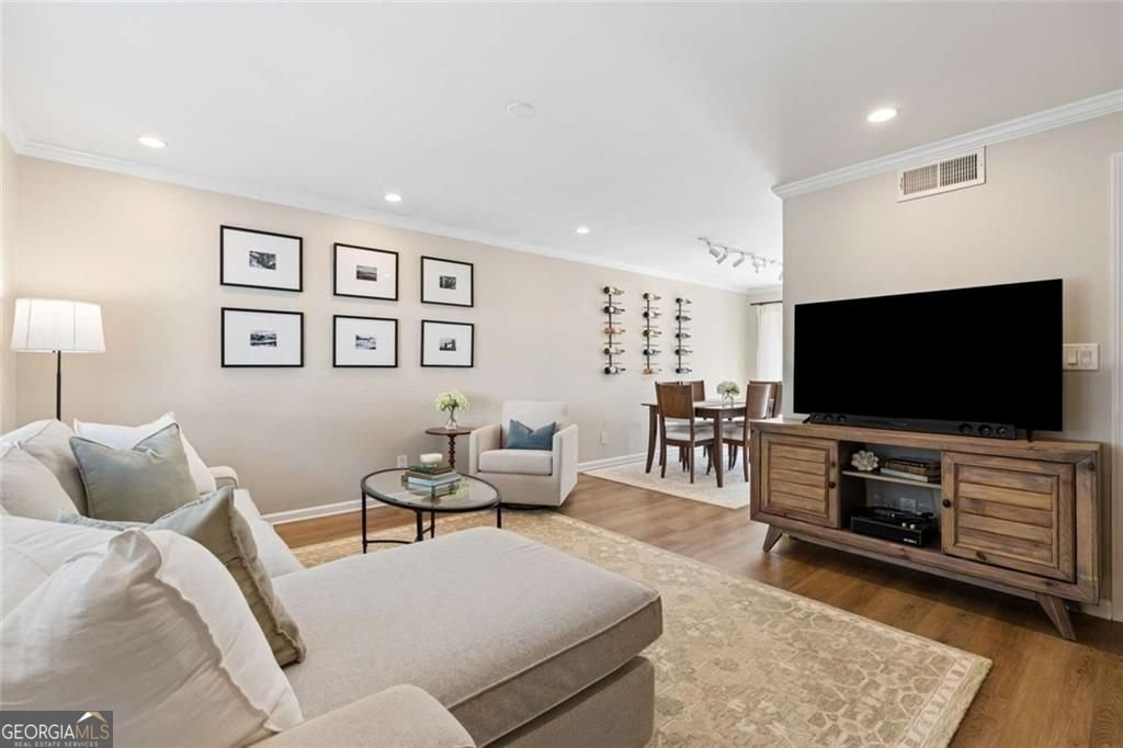 136 Peachtree Memorial Drive Atlanta - Photo 6