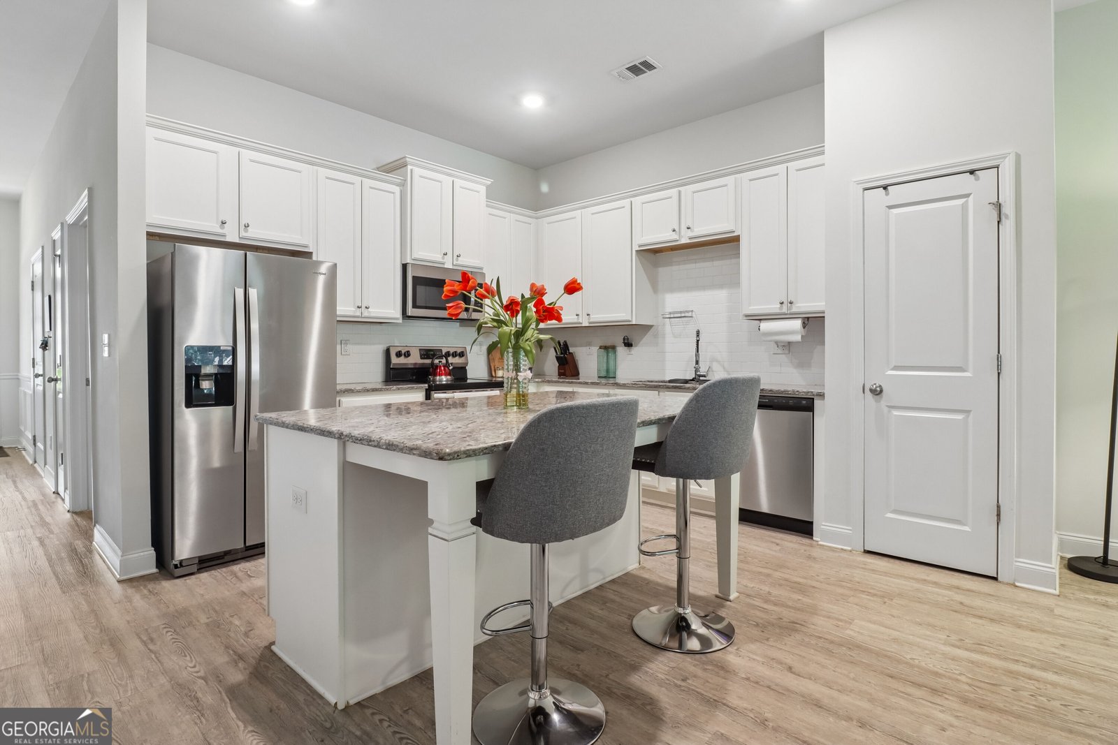 Photo 4
