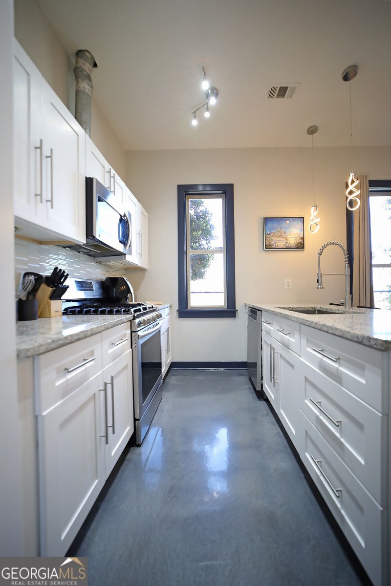 1195 Milton Terrace Atlanta - Photo 8