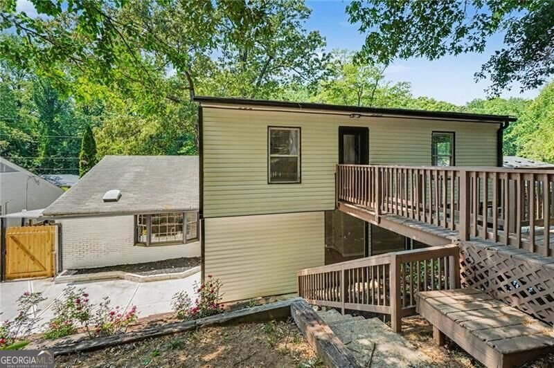 2828 Cloverhurst Drive East Point - Photo 28