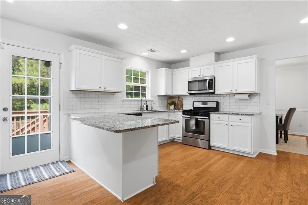 5492 Skylar Creek Lane Buford - Photo 10