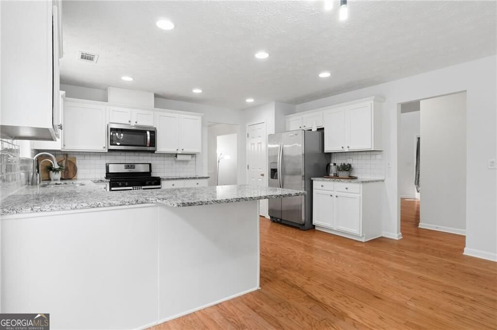 5492 Skylar Creek Lane Buford - Photo 11