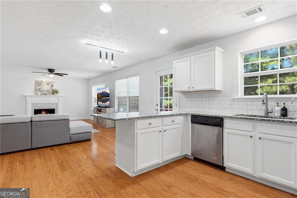 5492 Skylar Creek Lane Buford - Photo 12