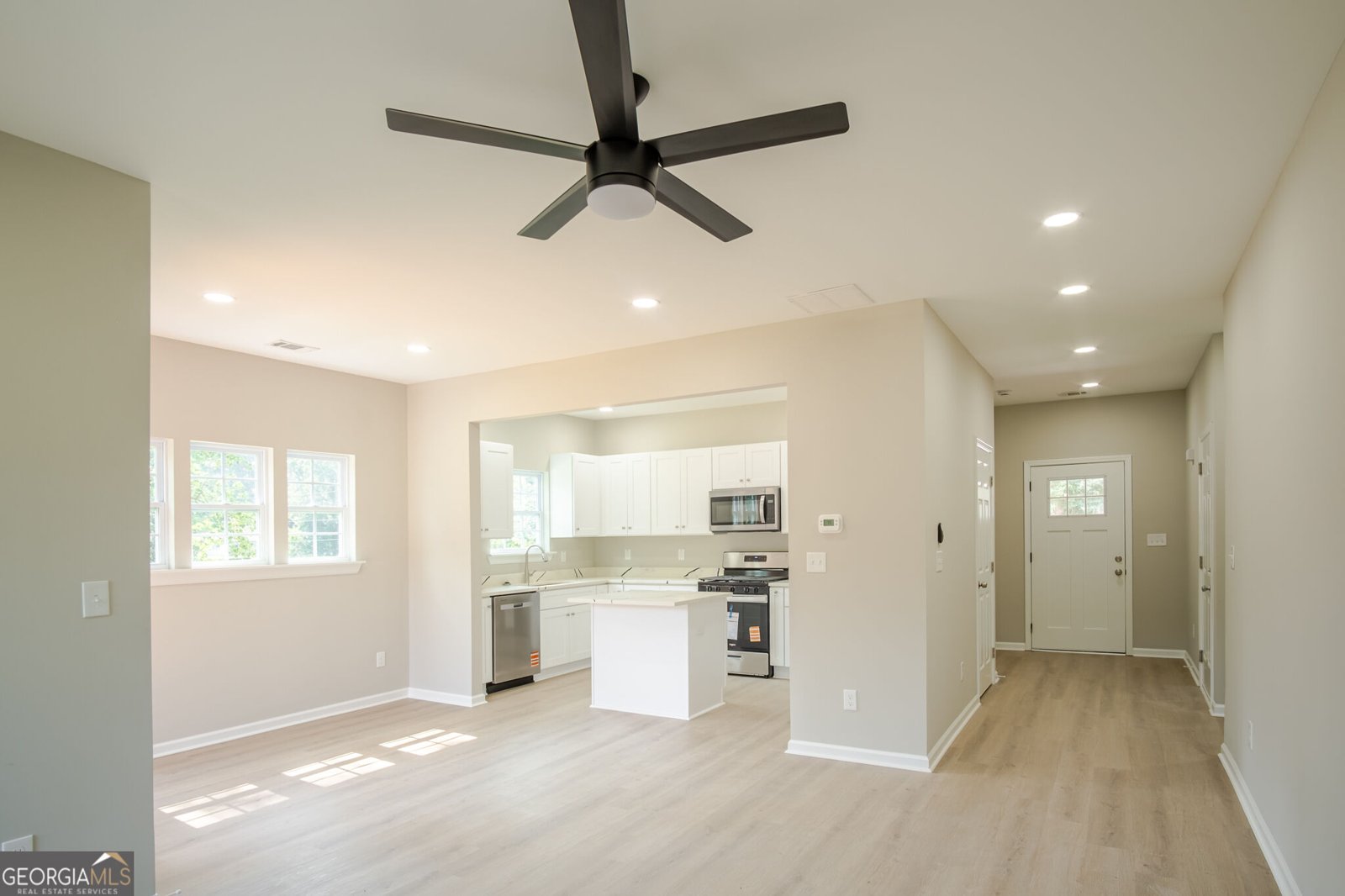 177 Harriette Drive Stockbridge - Photo 6