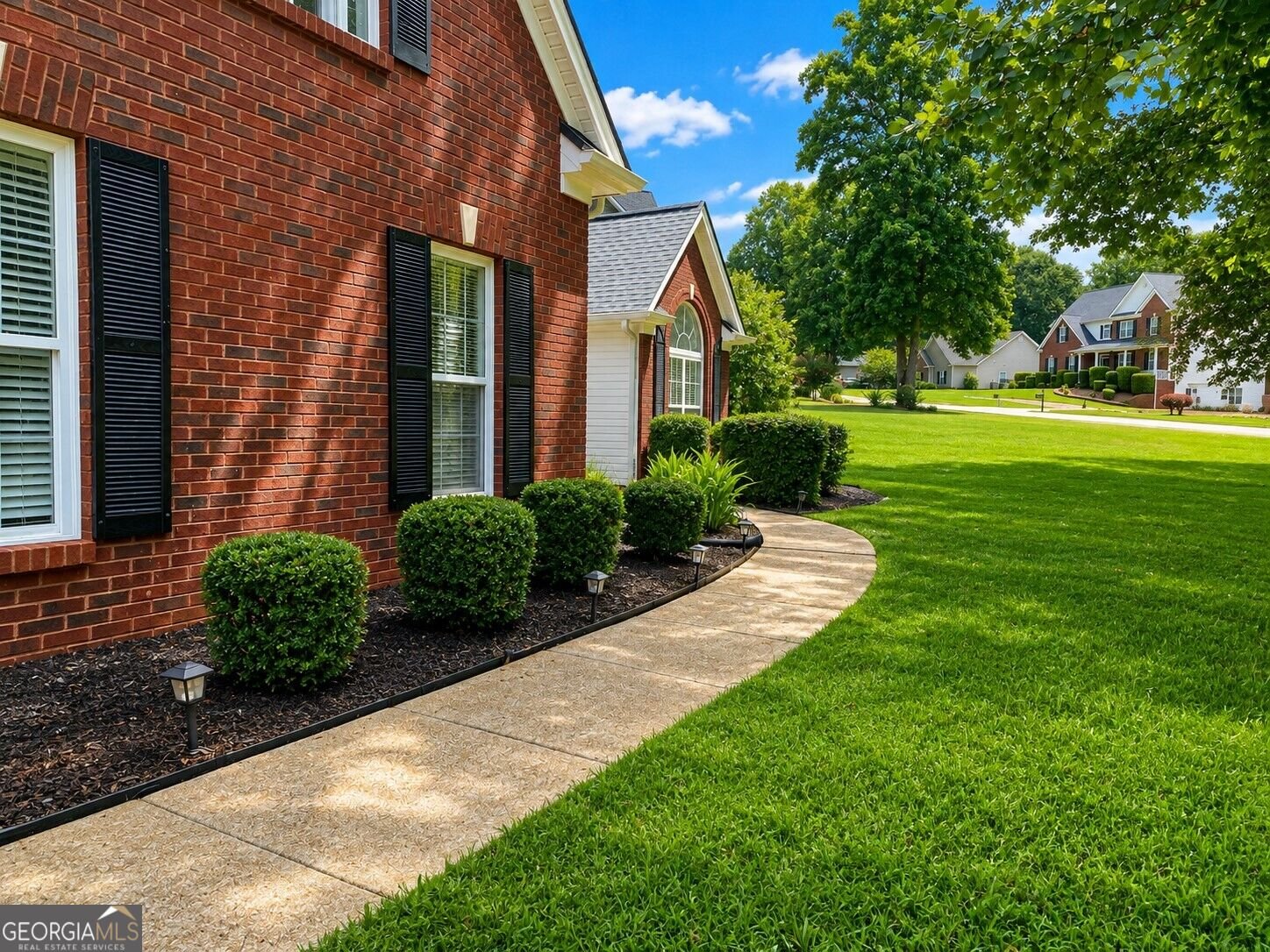 1305 Overland Park Drive Braselton - Photo 2