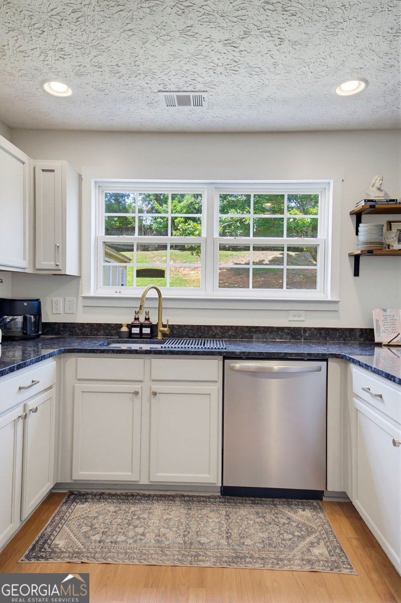 341 Westminster Drive Canton - Photo 17