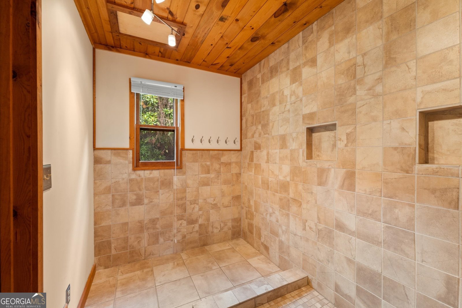 966 Wahoo Creek Road Murrayville - Photo 19