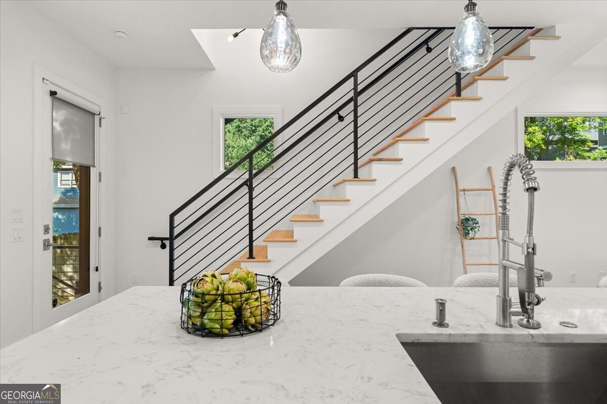 176B Sampson Street Atlanta - Photo 8