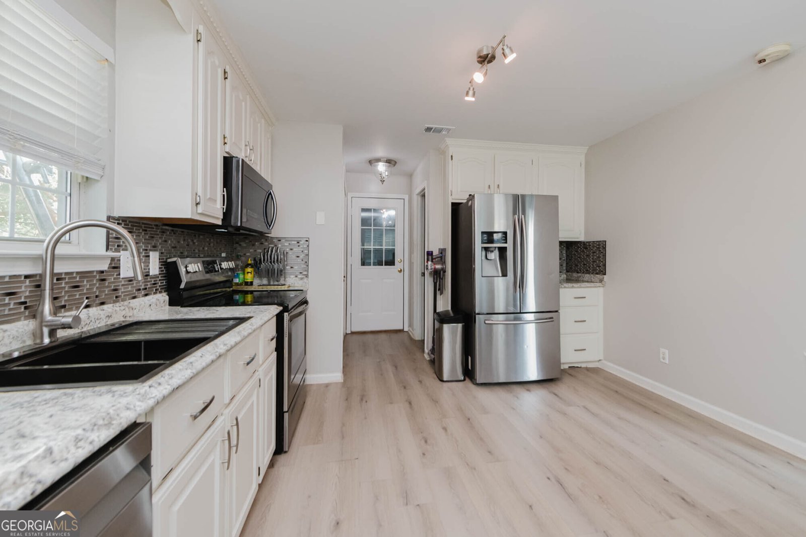 111 Saint Brendans Drive Bonaire - Photo 11