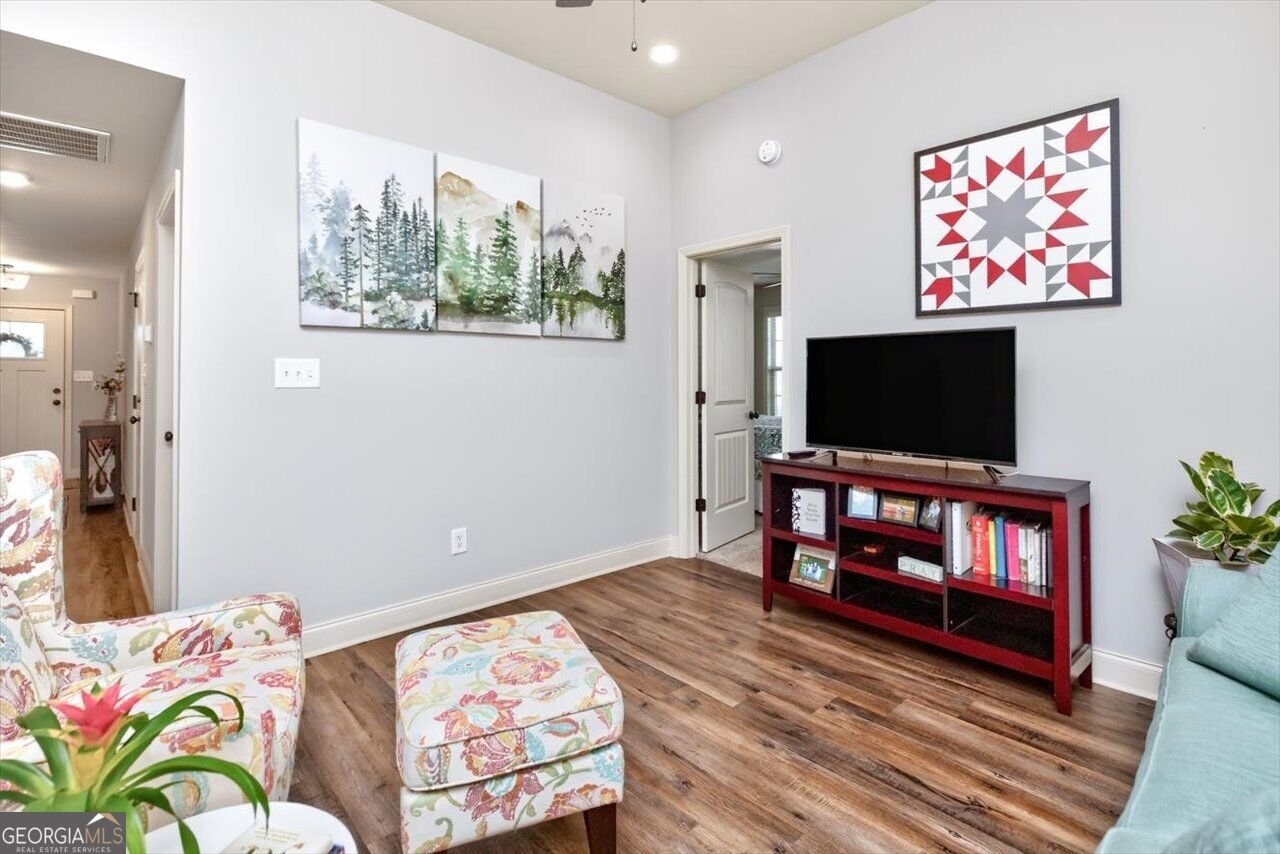 209 Red Tail Circle Byron - Photo 8