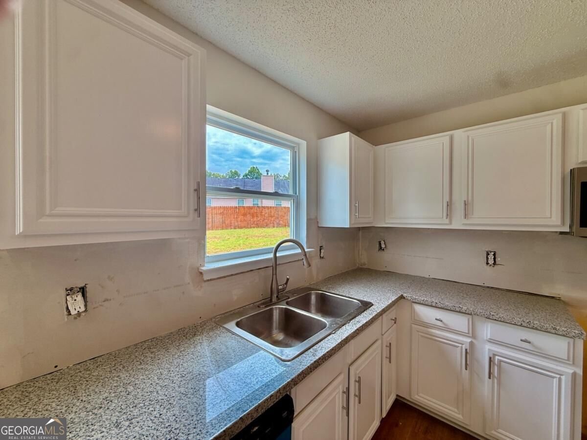510 Shire Lane Fairburn - Photo 8