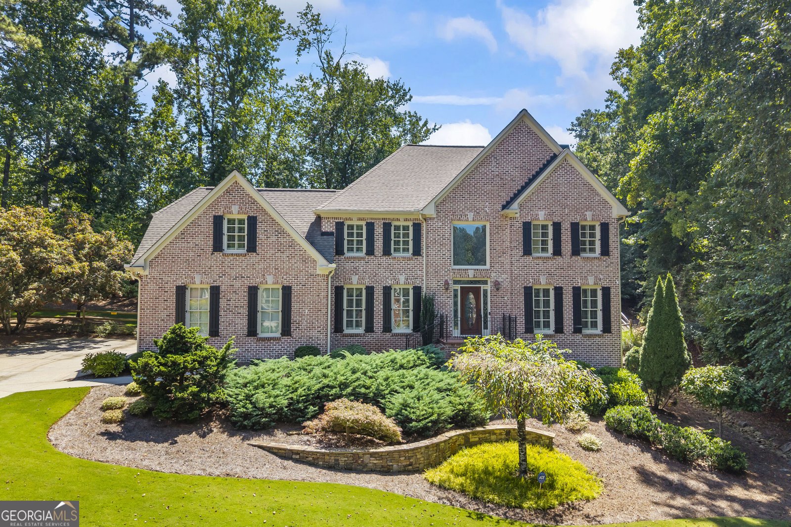 991 White Oak Pass Alpharetta - main photo