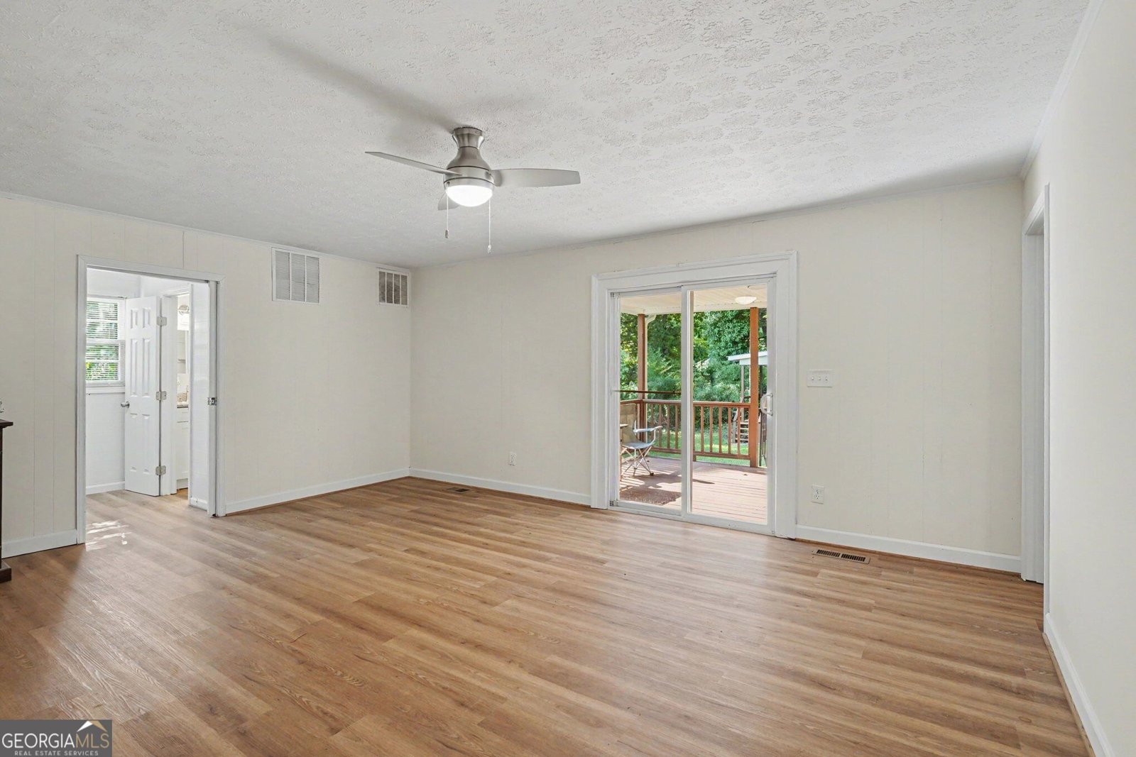 1113 Parkwood Drive Forest Park - Photo 10