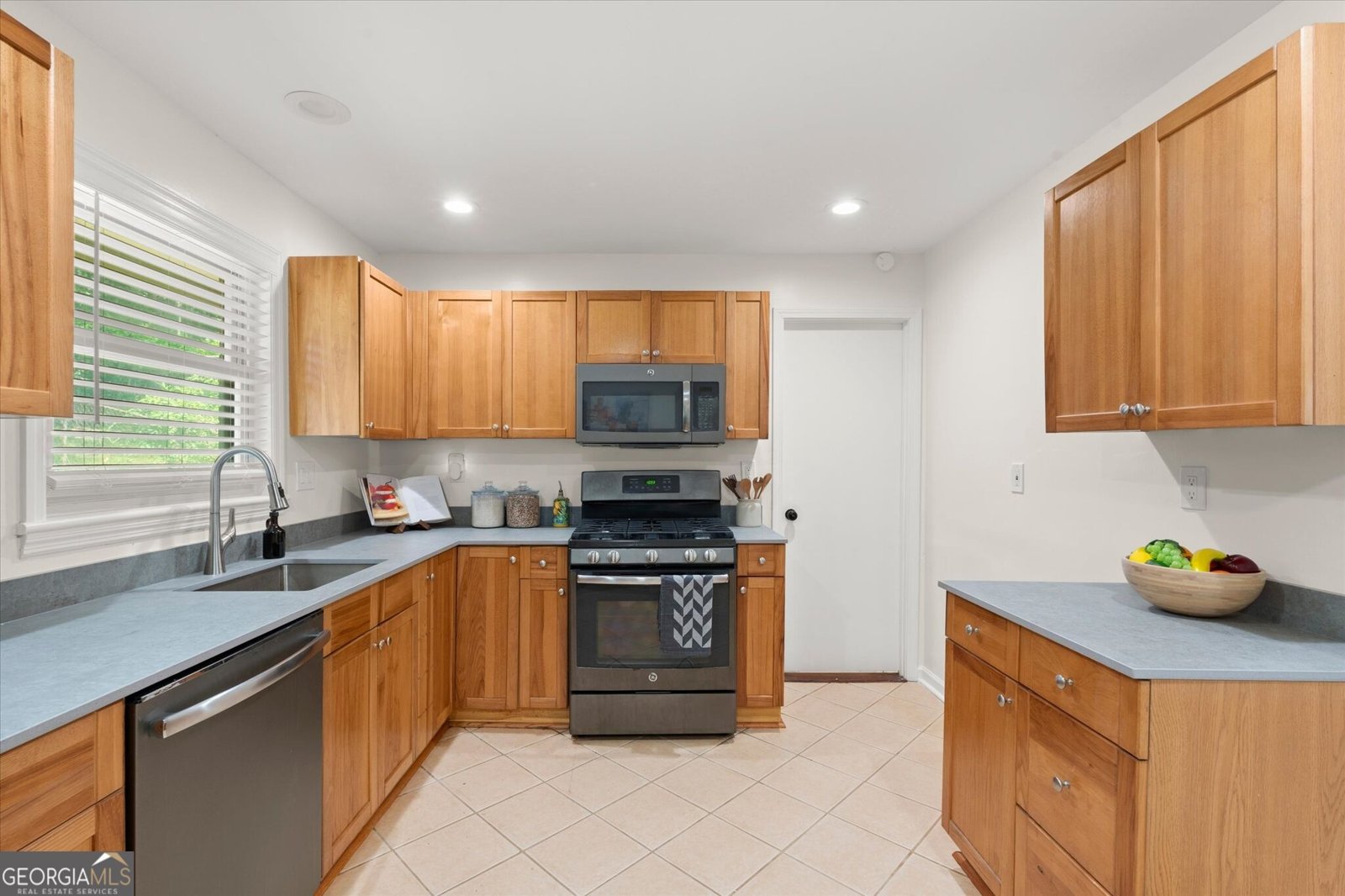 371 North Avenue Hapeville - Photo 17