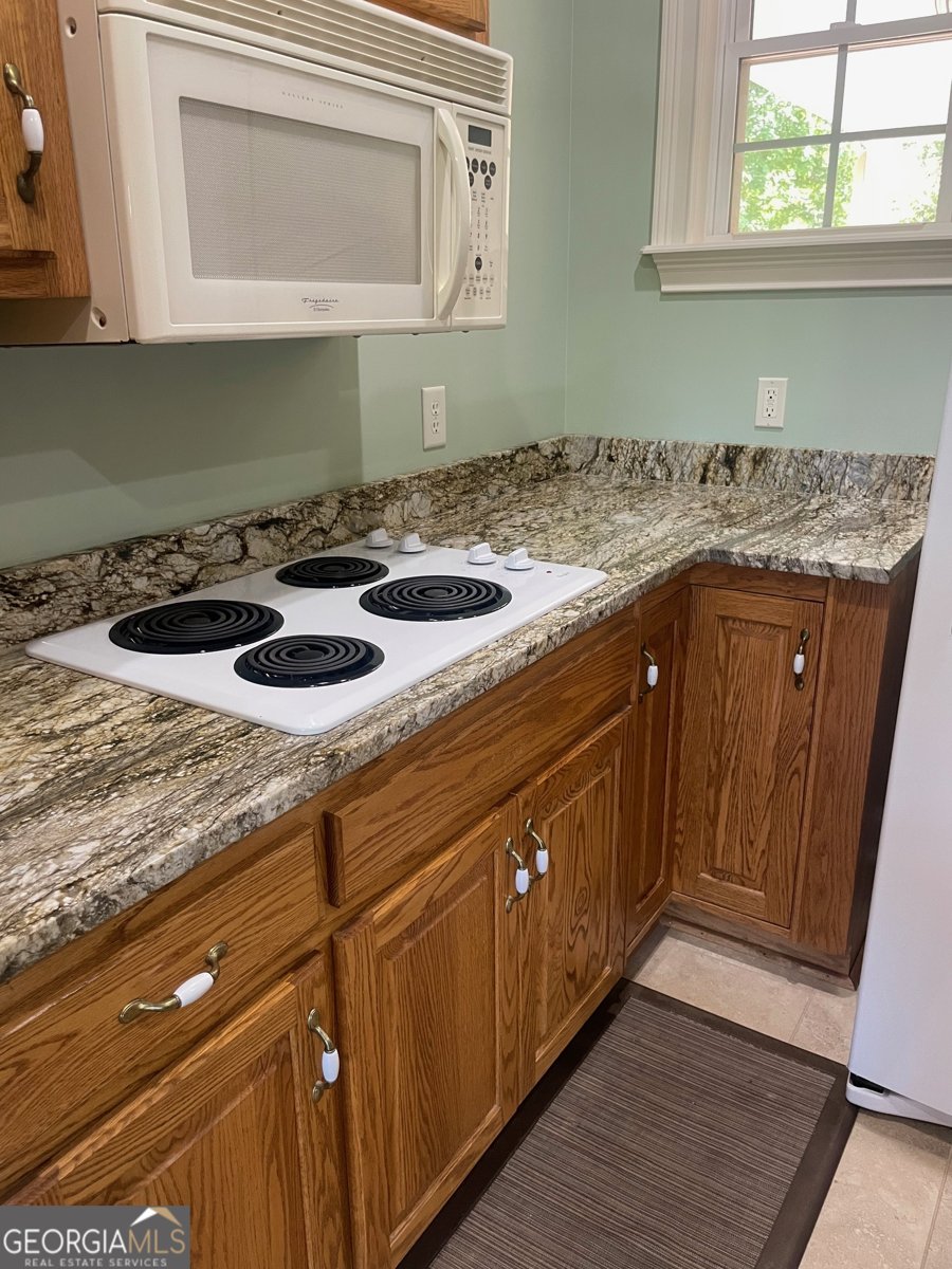 1545 Sam Bell Road Clarkesville - Photo 18