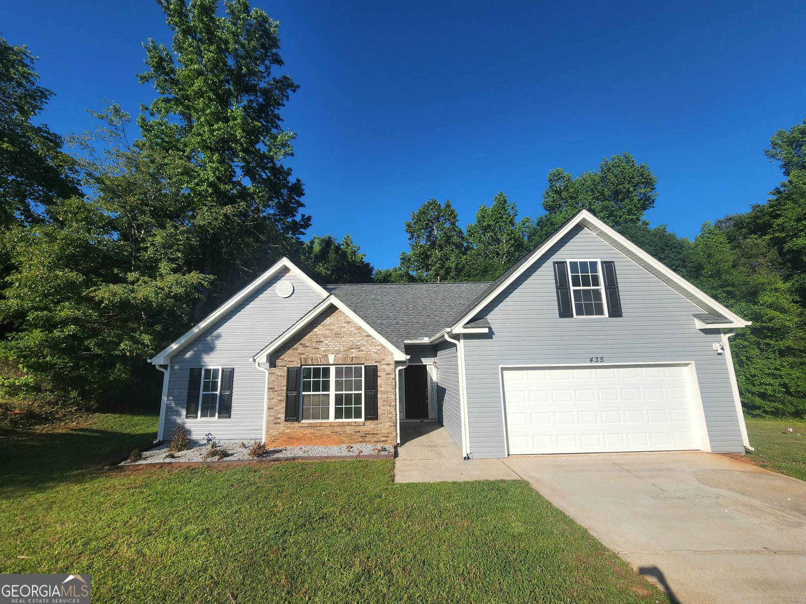 435 Butler Bridge Circle Covington - main photo