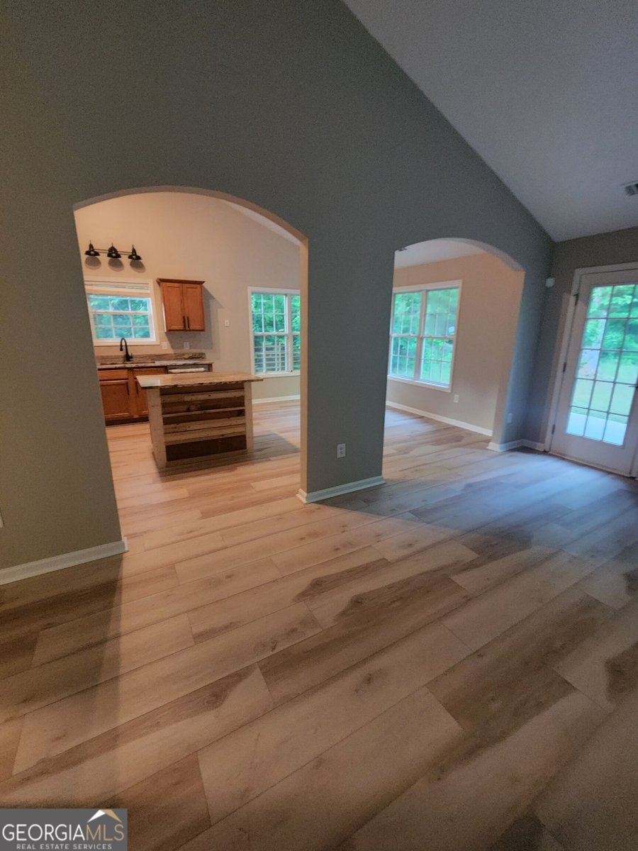 435 Butler Bridge Circle Covington - Photo 10