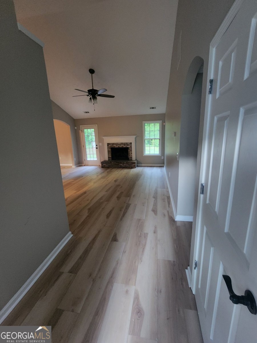 435 Butler Bridge Circle Covington - Photo 9