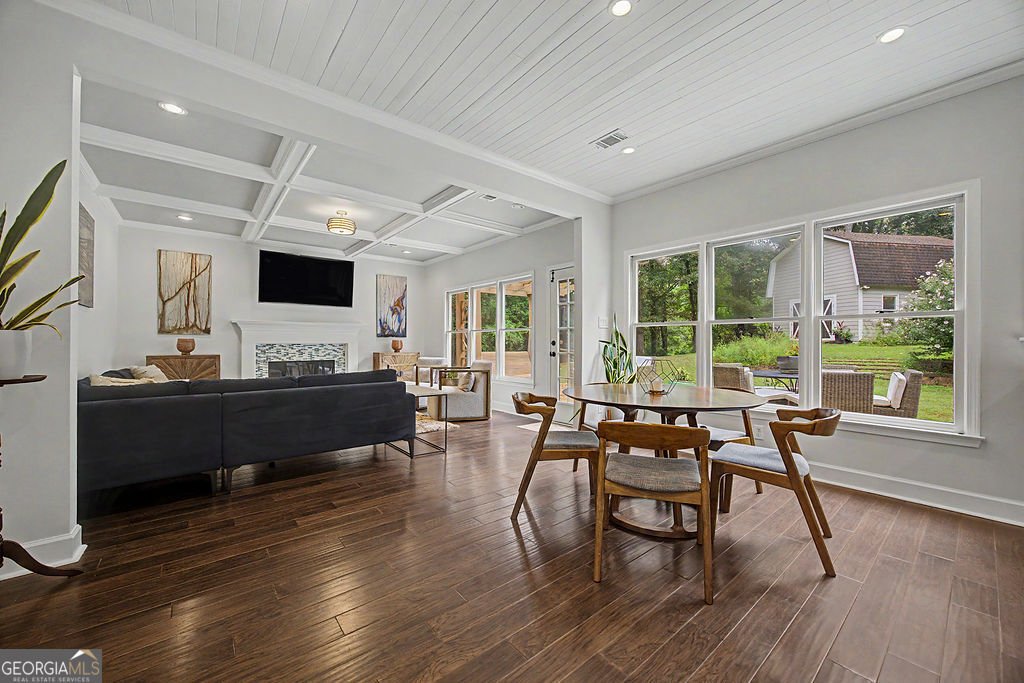 2590 Grassview Drive Milton - Photo 13