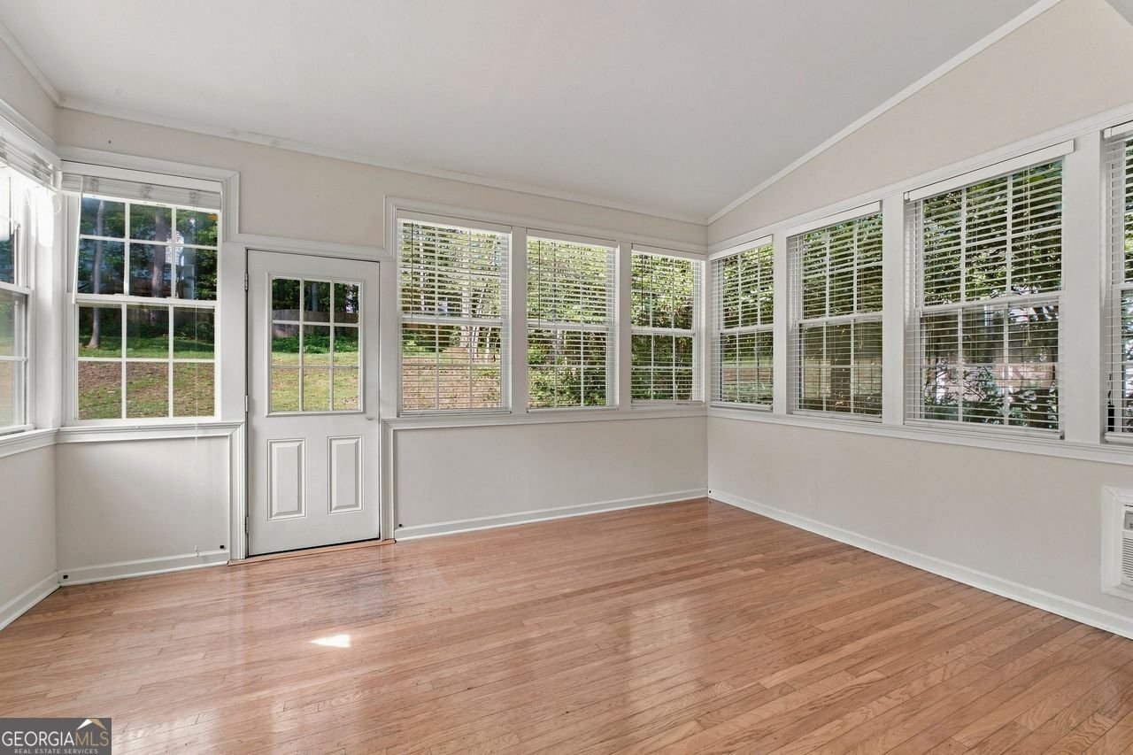 2525 Woodbrook Court Lawrenceville - Photo 17