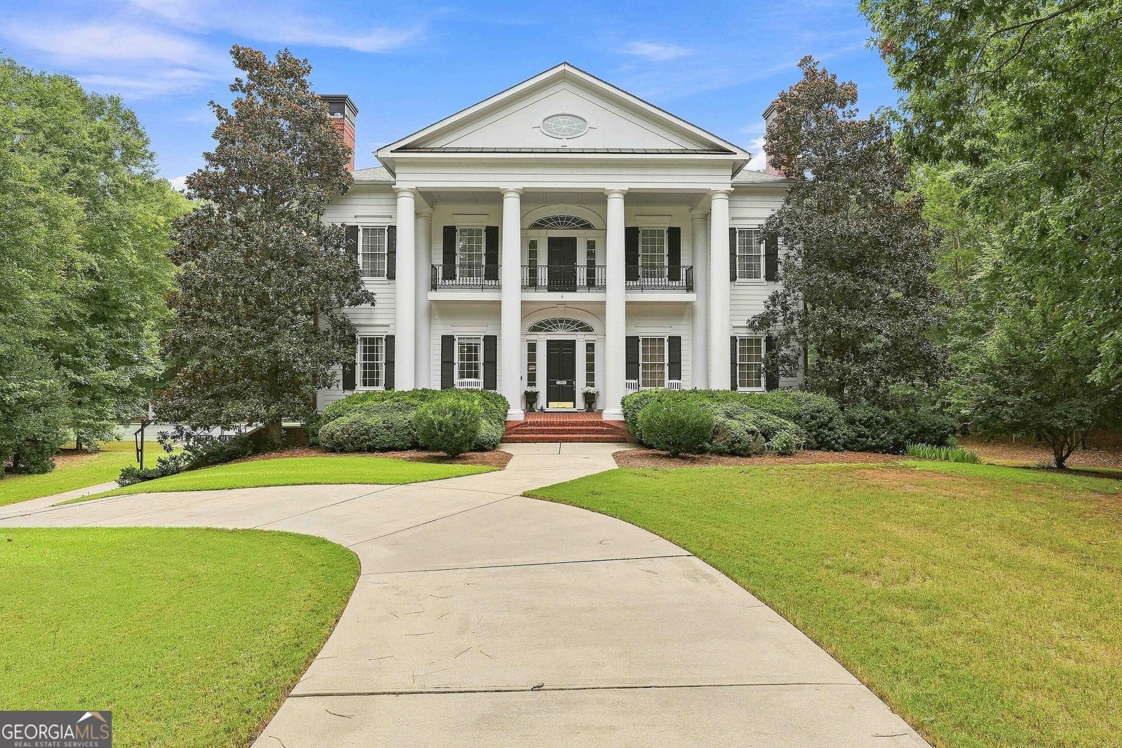 1305 Layor Court Peachtree City - main photo