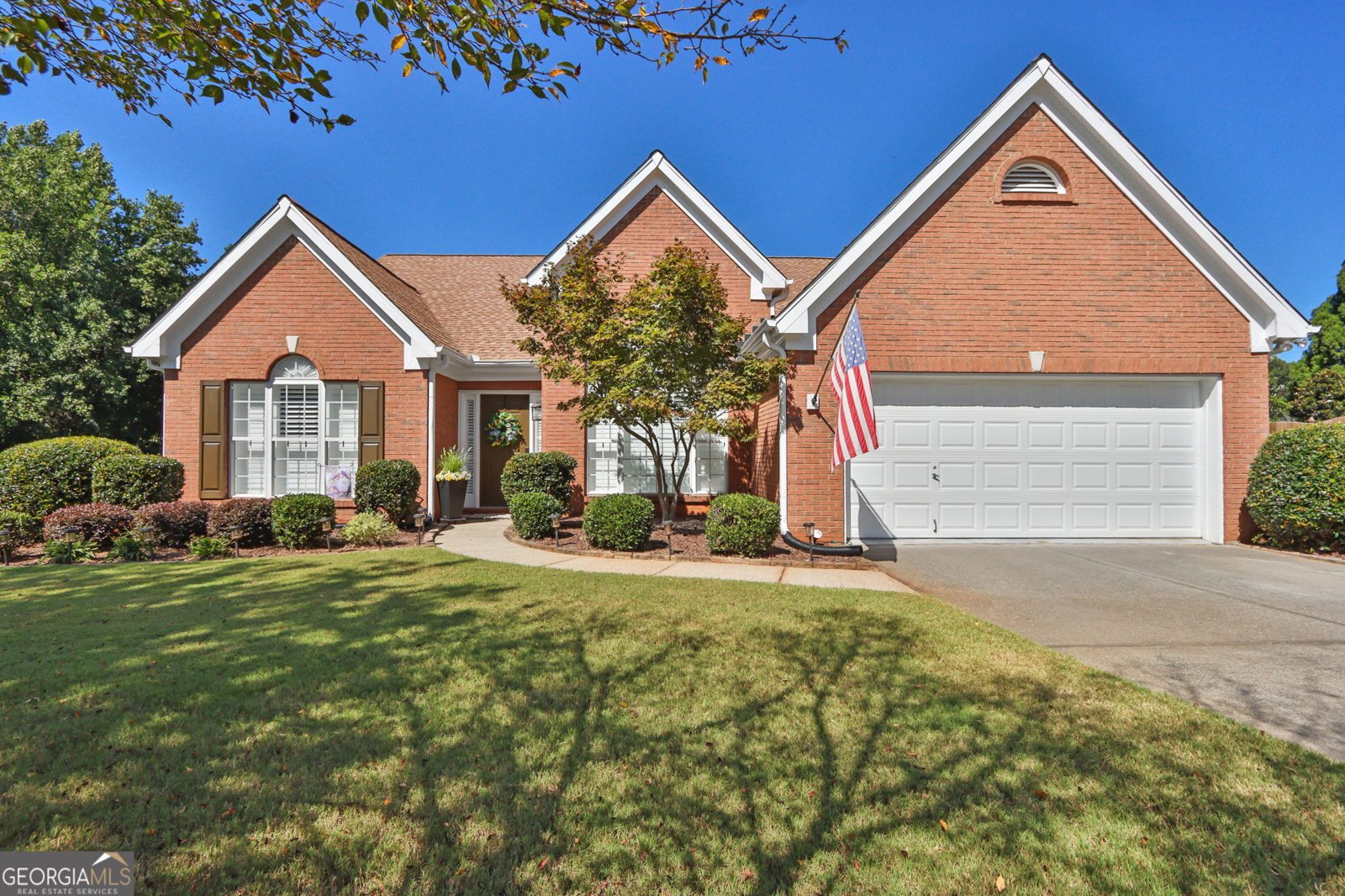 8720 Meadow Glen Court Gainesville - main photo