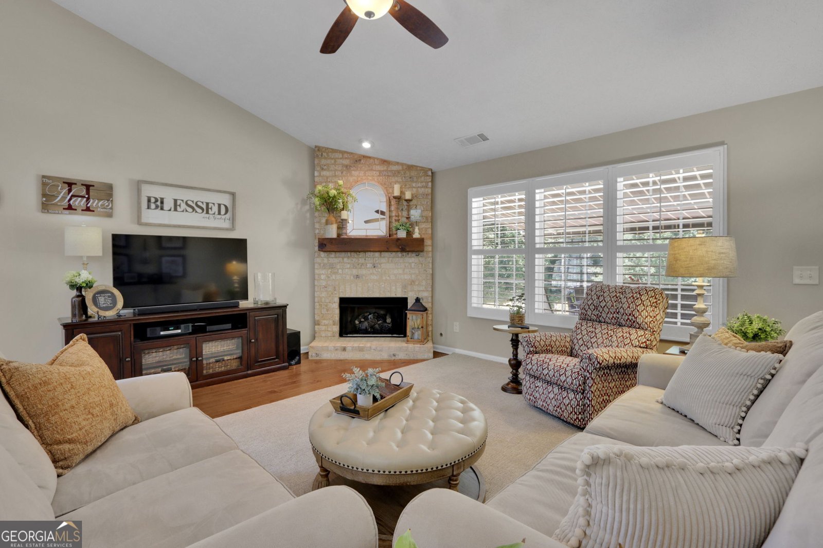 8720 Meadow Glen Court Gainesville - Photo 13
