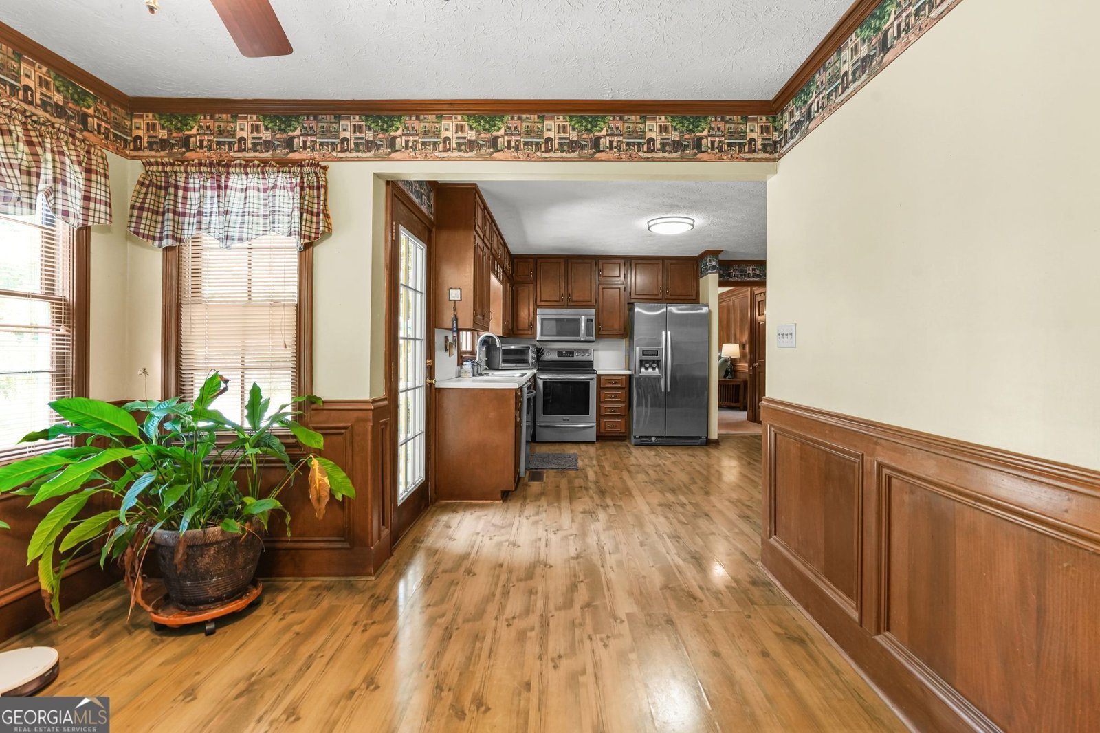 1339 Saint Michaels Court Lilburn - Photo 19