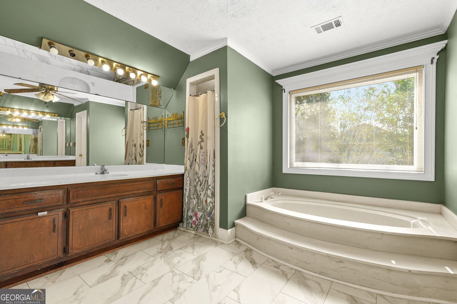 1339 Saint Michaels Court Lilburn - Photo 31