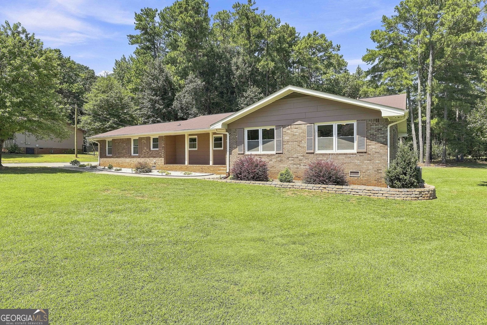 517 Avalon Drive Fayetteville - Photo 6