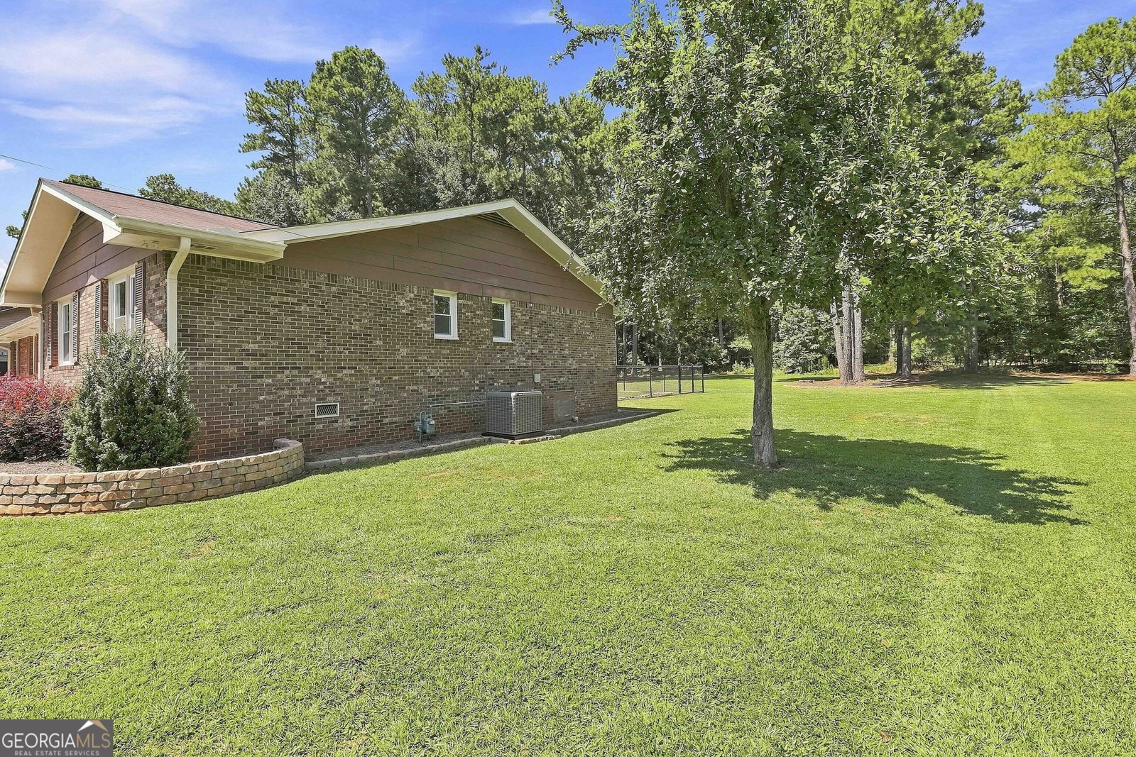 517 Avalon Drive Fayetteville - Photo 8