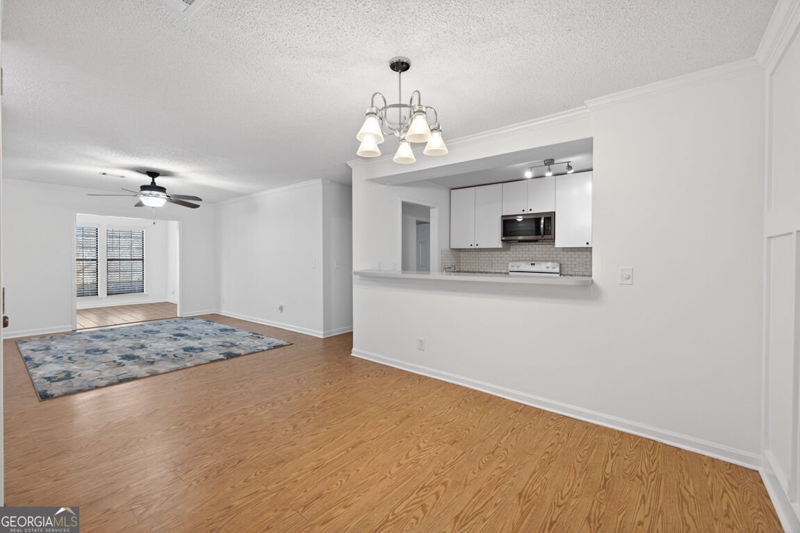 201 Barrington Hills Drive Atlanta - Photo 7