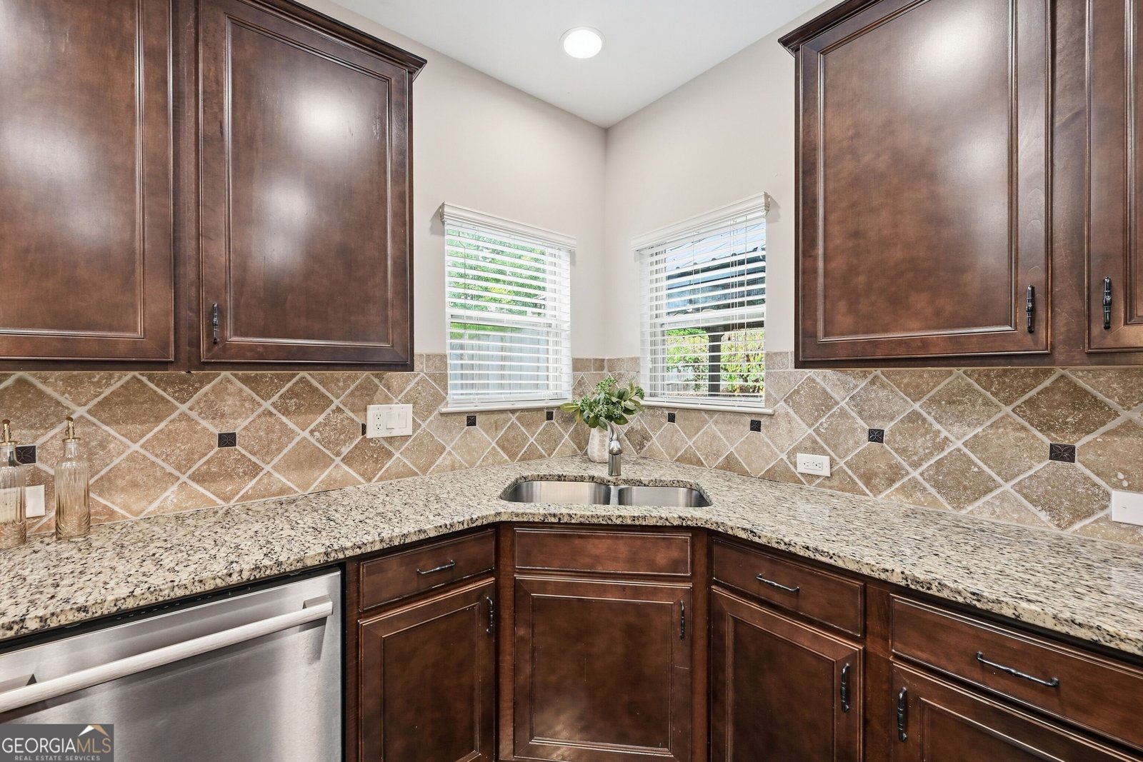 5950 Somersby Circle Alpharetta - Photo 25
