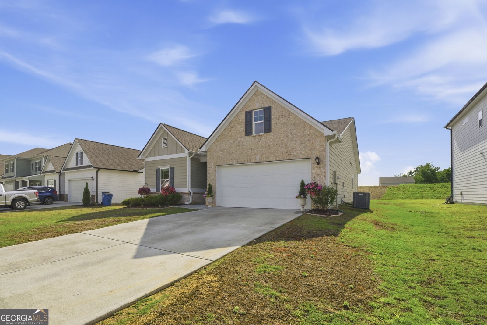 93 Royal Oak Drive Rome - main photo