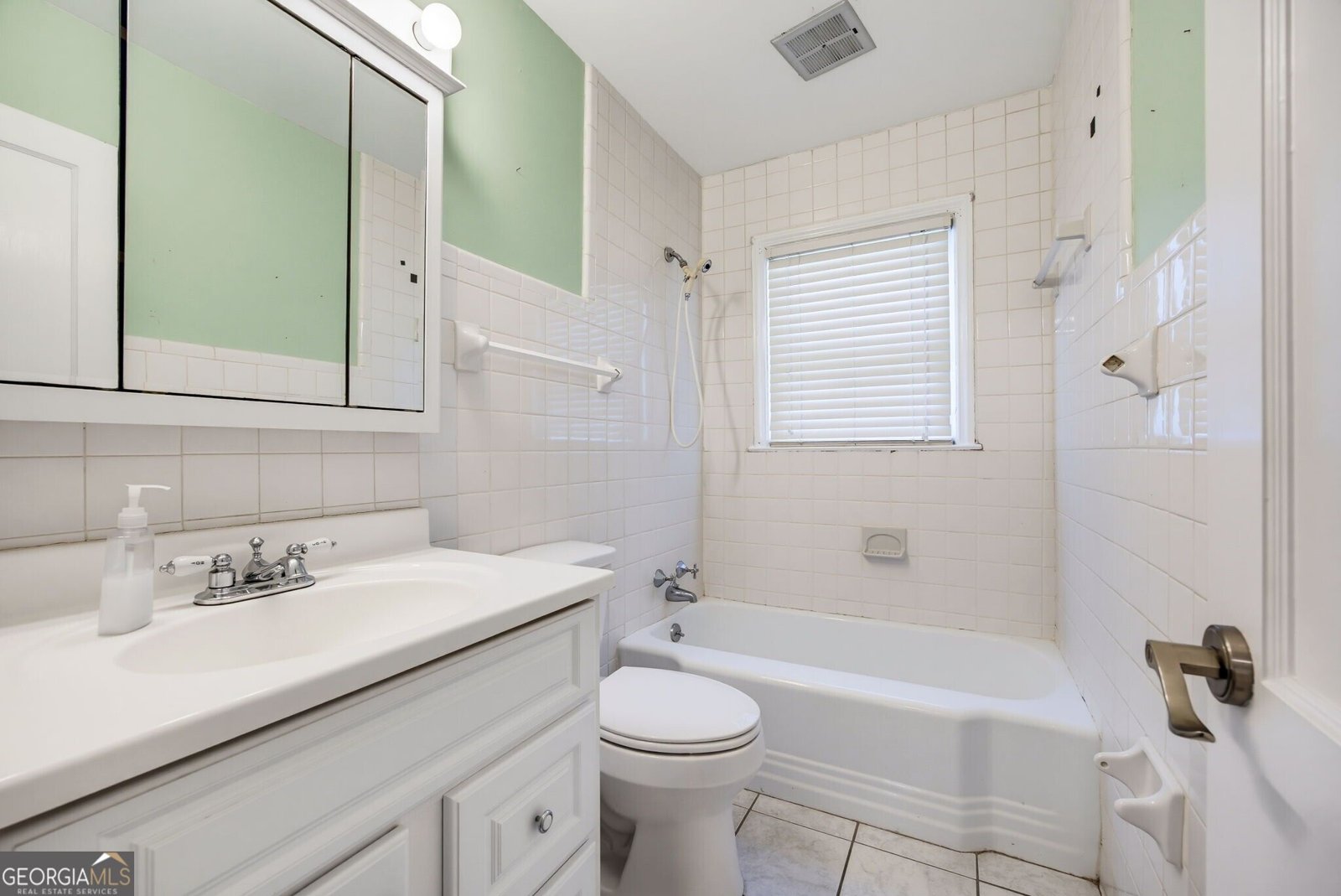1024 Oakdale Drive Smyrna - Photo 15